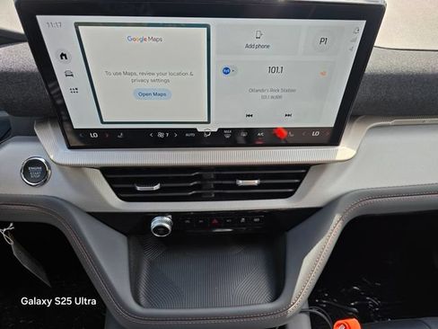 New 2026 Ford Explorer Active RWD image 21