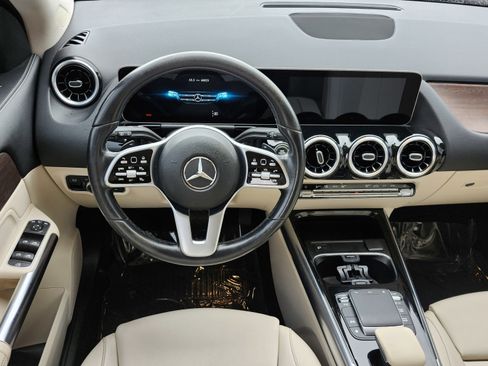 Used 2021 Mercedes-Benz GLA 250 4MATIC w/ Premium Package image 22