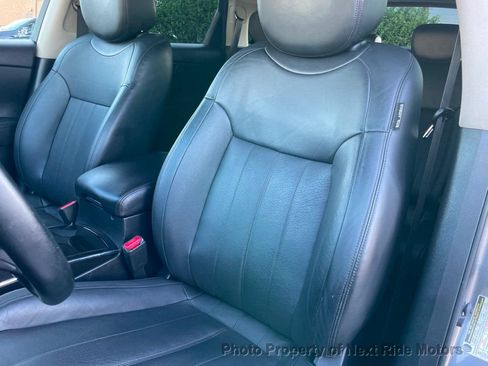 Used 2015 INFINITI QX70 AWD w/ Premium Package image 11