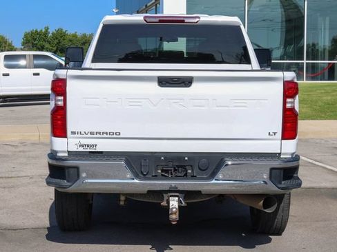 Used 2022 Chevrolet Silverado 2500 LT w/ Convenience Package AWD/4WD image 4