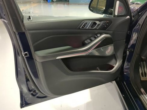 Certified 2025 BMW X7 M60i AWD/4WD image 15