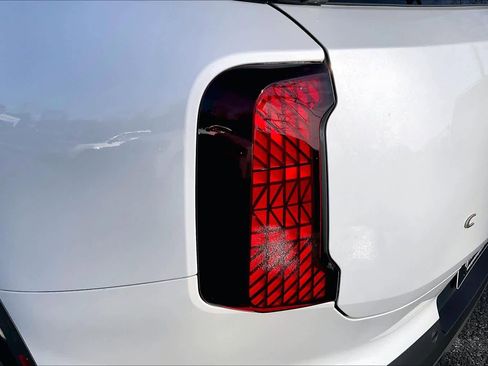 Certified 2025 MINI Cooper Countryman S image 29