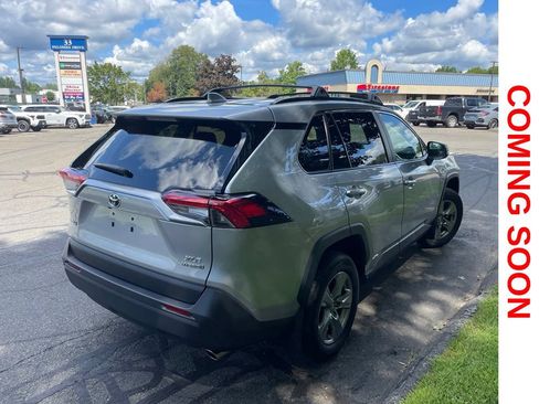 Used 2024 Toyota RAV4 XLE w/ Convenience Package AWD/4WD image 9