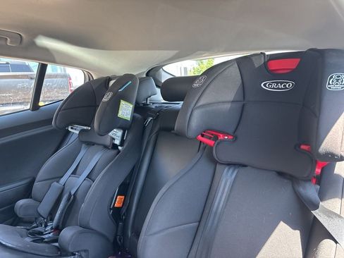 Used 2018 Kia Stinger Premium AWD/4WD image 25
