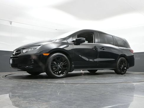 Used 2025 Honda Odyssey Elite image 39