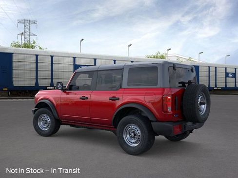 New 2025 Ford Bronco 4-Door image 4