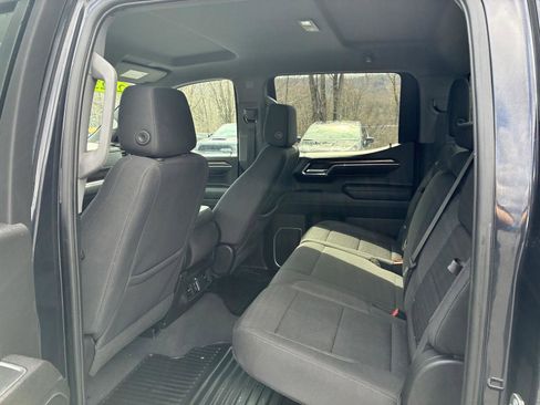 Used 2023 GMC Sierra 1500 Elevation image 16