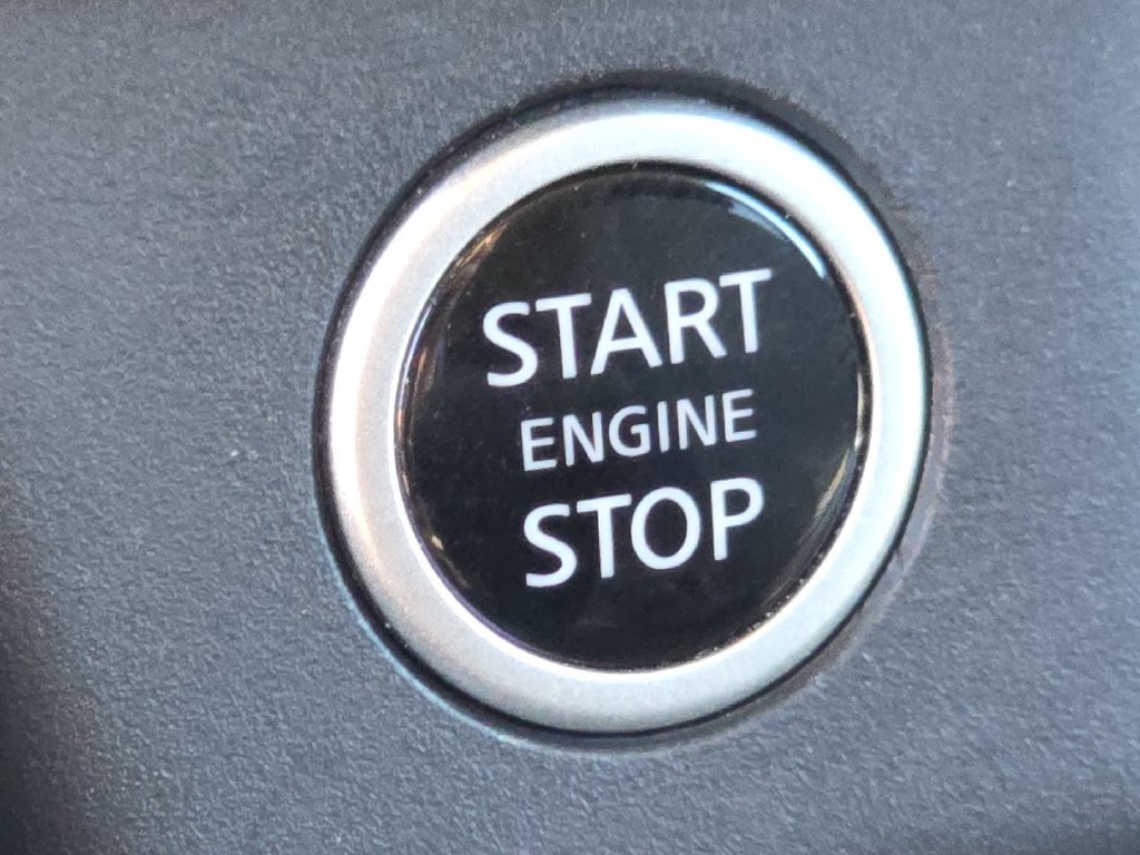 Used 2023 Nissan Rogue SV AWD/4WD image 32