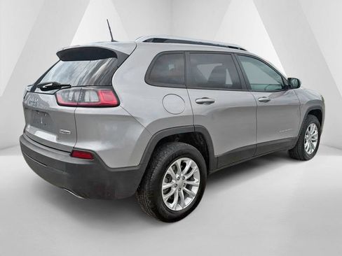 Used 2020 Jeep Cherokee Latitude AWD/4WD image 7