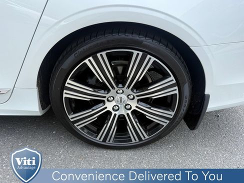 Certified 2023 Volvo S90 B6 Ultimate w/ Protection Package Premier AWD/4WD image 13
