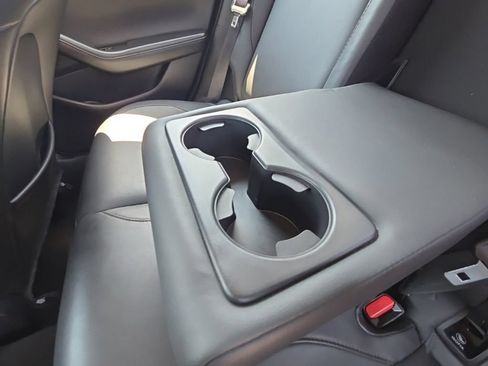 Used 2024 MAZDA MAZDA3 s FWD image 17