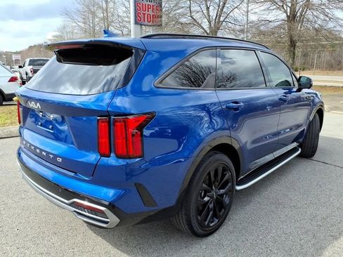 Used 2022 Kia Sorento SX image 16