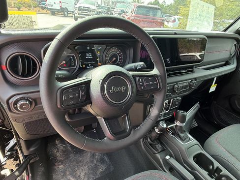 New 2026 Jeep Wrangler Unlimited Rubicon AWD/4WD image 19
