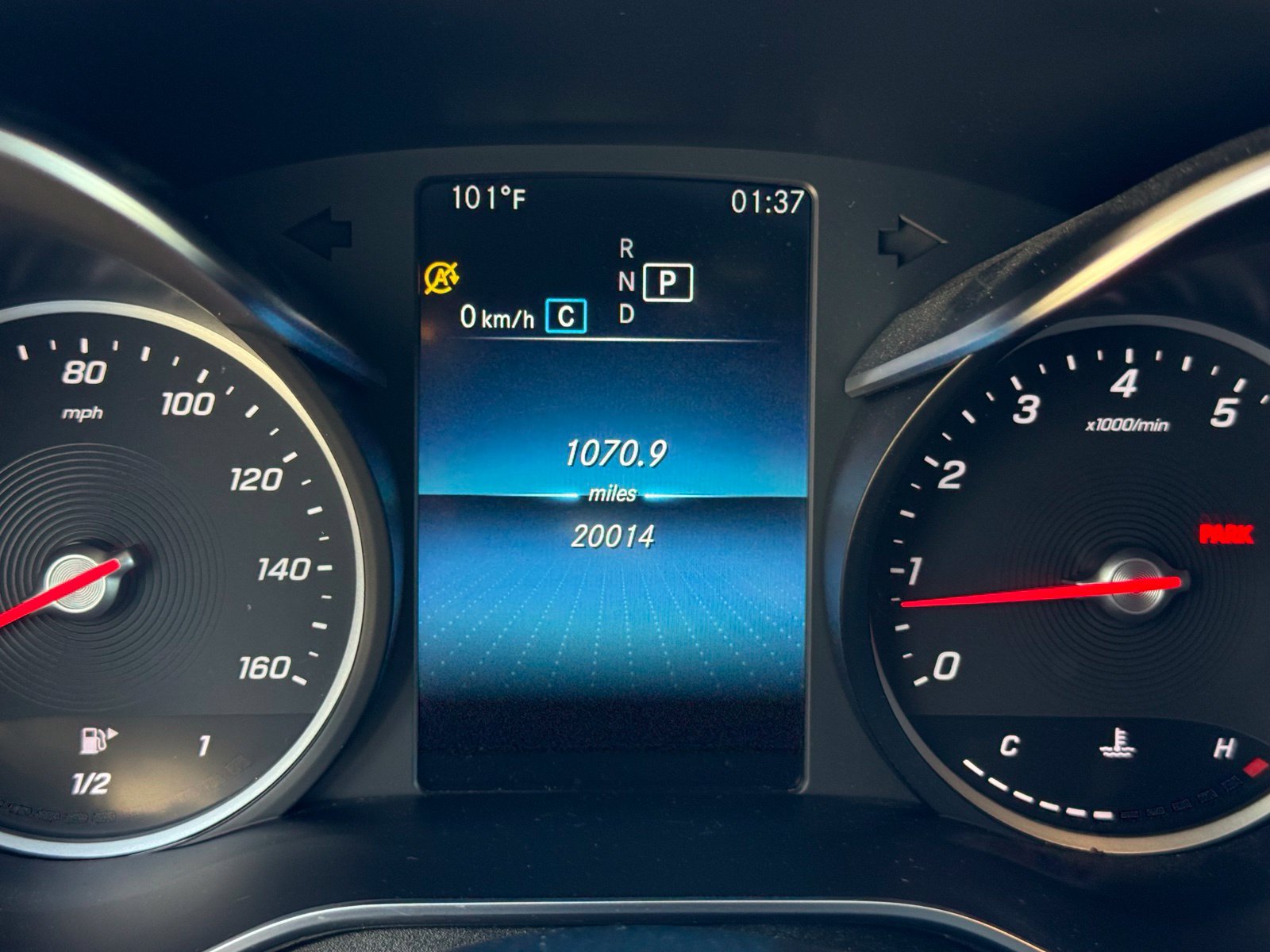 Used 2022 Mercedes-Benz GLC 300 4MATIC Coupe image 34