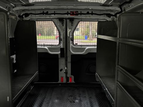 Used 2019 Ford Transit 150 130 Low Roof image 27