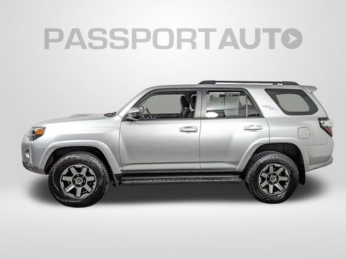 Used 2023 Toyota 4Runner TRD Off-Road image 2