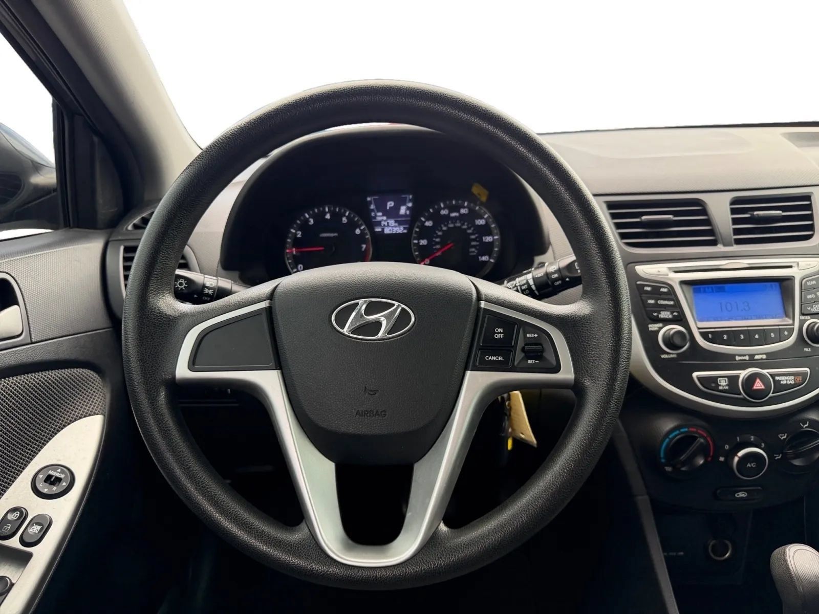 Used 2012 Hyundai Accent GS FWD image 13
