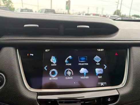 Used 2017 Cadillac XT5 Luxury w/ Driver Awareness Package AWD/4WD image 25