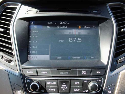 Used 2018 Hyundai Santa Fe Sport w/ Cargo Package AWD/4WD image 22