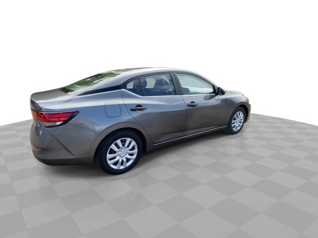 Used 2025 Nissan Sentra S FWD image 2