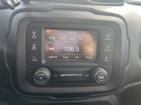 Used 2019 Jeep Renegade Sport image 12