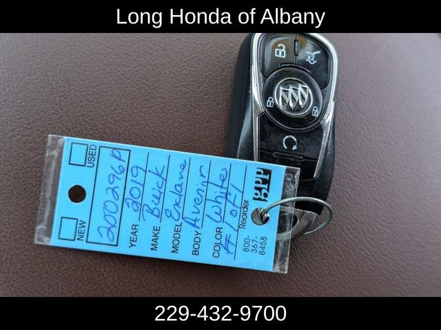 Used 2019 Buick Enclave Avenir w/ Avenir Technology Package FWD image 33