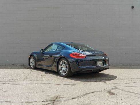 Certified 2016 Porsche Cayman RWD image 3
