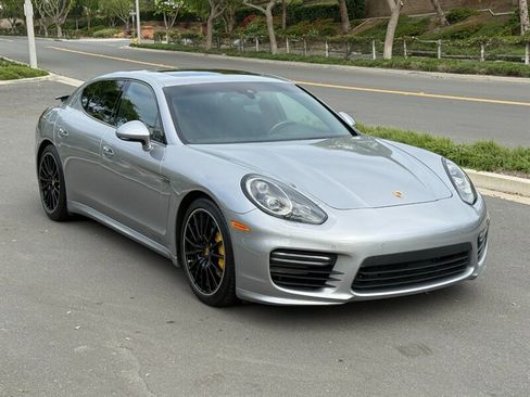 Used 2016 Porsche Panamera GTS AWD/4WD image 7