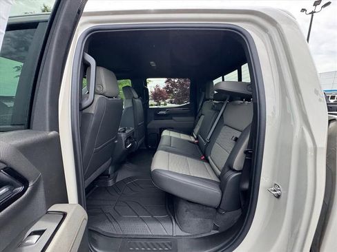 New 2026 Chevrolet Silverado 1500 ZR2 AWD/4WD image 9