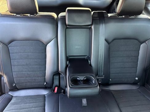 Used 2023 Ford Edge ST-Line AWD/4WD image 9
