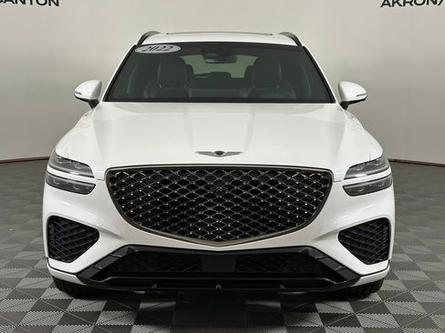 Used 2022 Genesis GV70 3.5T Sport w/ Sport Prestige Package AWD/4WD image 12