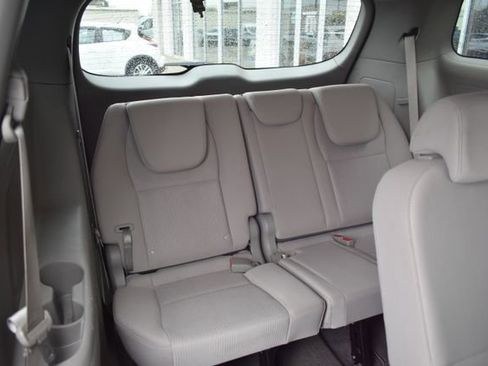 Used 2019 Kia Sedona LX FWD image 38