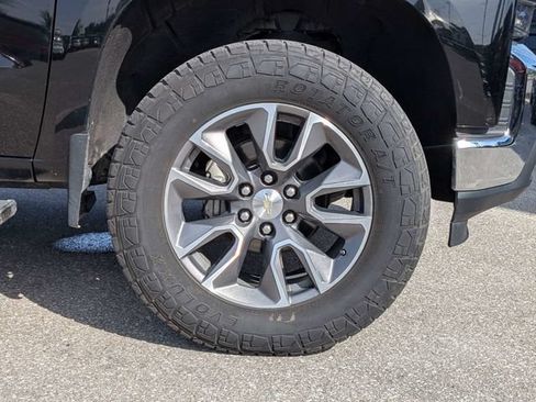 Used 2020 Chevrolet Silverado 1500 LT w/ All-Star Edition AWD/4WD image 12