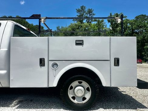 Used 2005 Ford F250 XLT RWD image 7