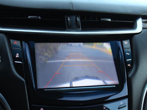 Used 2014 Cadillac XTS Luxury image 36