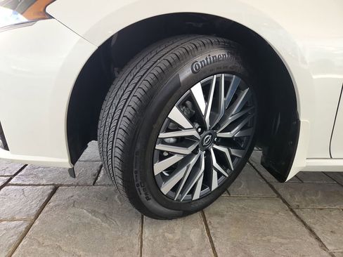 Certified 2023 Nissan Altima 2.5 SV w/ SV Premium Package image 32