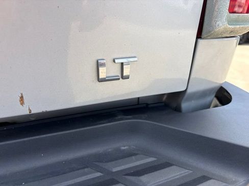 Used 2011 Chevrolet Silverado 3500 LT w/ Interior Plus Package AWD/4WD image 9