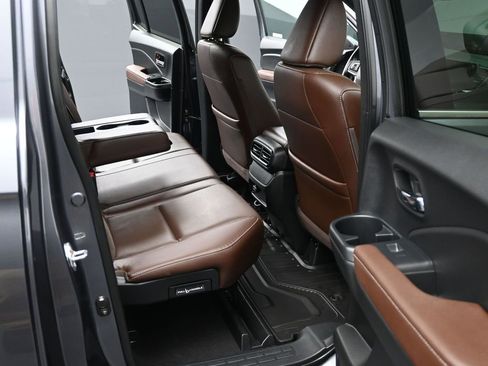 Used 2025 Honda Ridgeline RTL image 19
