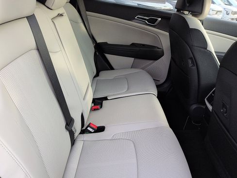 New 2026 Kia Sportage EX image 8