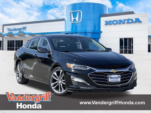 Used 2023 Chevrolet Malibu LT FWD image 1