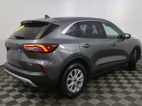 Used 2023 Ford Escape Active w/ Tech Pack #1 AWD/4WD image 13