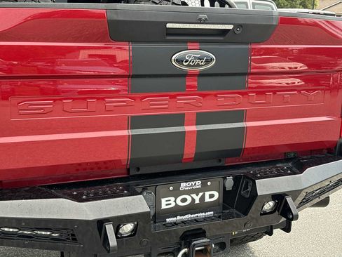 Used 2022 Ford F250 Lariat w/ Lariat Ultimate Package AWD/4WD image 33
