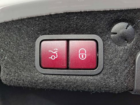 Used 2017 Mercedes-Benz C 300 C 300 image 27