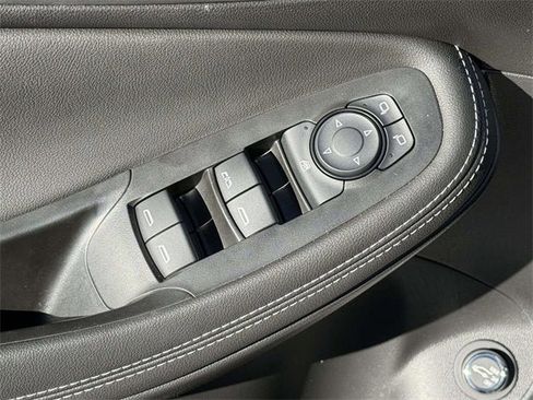 New 2024 Buick Encore GX Avenir w/ Avenir Technology Package image 9