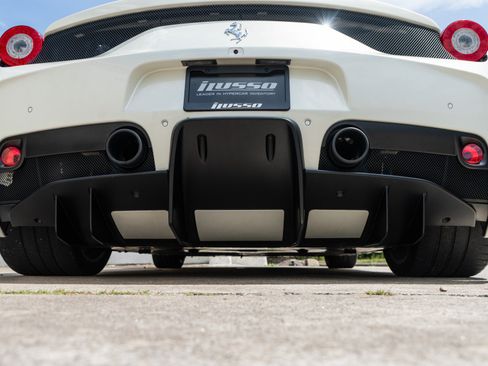 Used 2015 Ferrari 458 Speciale Coupe RWD image 56