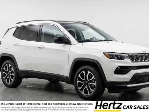 Used 2025 Jeep Compass Trailhawk AWD/4WD image 1