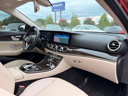 Used 2020 Mercedes-Benz E 350 4MATIC Sedan w/ Premium Package image 35