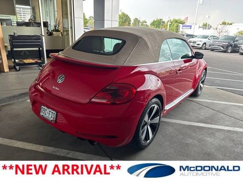 Used 2013 Volkswagen Beetle 2.0T FWD image 4