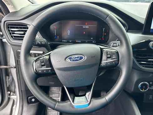 Used 2023 Ford Escape Active w/ Cold Weather Package FWD image 14