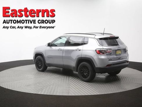Used 2022 Jeep Compass Latitude AWD/4WD image 62